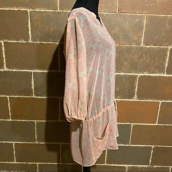 CAbi Sheer Tunic Top Pink and Yellow Cinch Tie Waist Pockets Women's M Medium - Picture 4 of 9